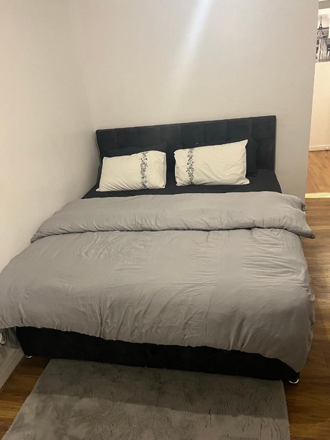 Accu Care Apartment London Exteriör bild