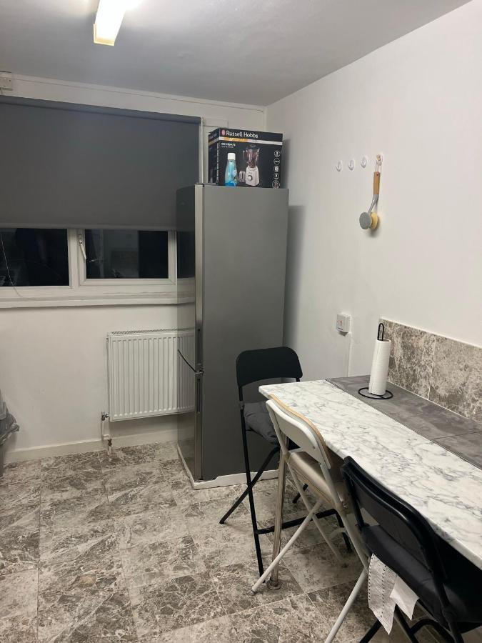 Accu Care Apartment London Exteriör bild